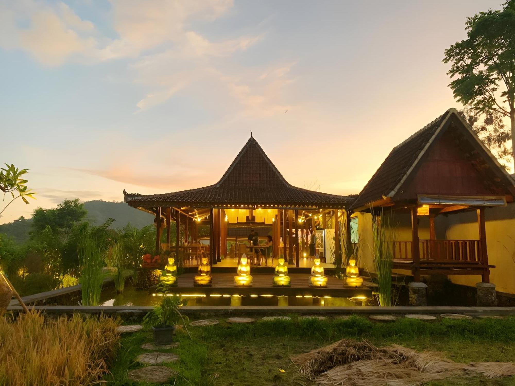 Anandinii River Lodge By Agata Sidemen  Exterior photo